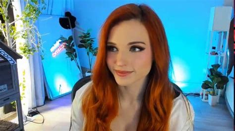 Qui est vraiment Amouranth, la plus célèbre et secrète des。